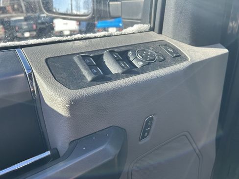 Used 2019 Ford F350 XLT w/ XLT Premium Package image 10