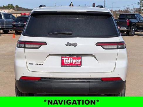 Used 2021 Jeep Grand Cherokee L Laredo image 9