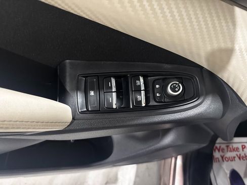 Used 2021 Subaru Ascent Premium w/ Convenience Package image 15