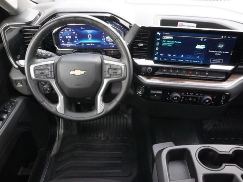 Used 2025 Chevrolet Silverado 1500 LT w/ Safety Package AWD/4WD image 22