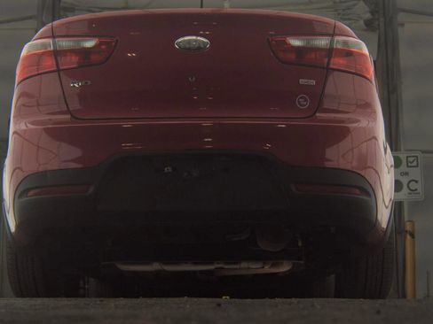 Used 2013 Kia Rio LX w/ PWR Pkg image 4