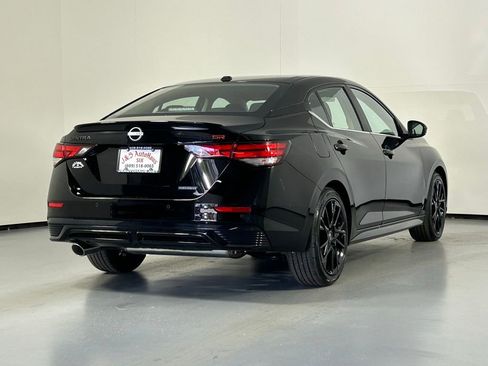Used 2025 Nissan Sentra SR w/ Midnight Edition FWD image 7