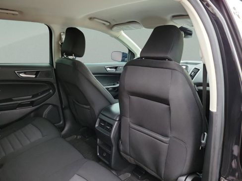 Used 2022 Ford Edge SE w/ Black Appearance Package image 26