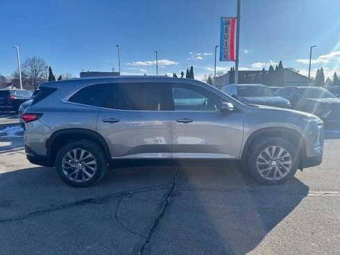 New 2026 Buick Enclave Preferred w/ Power Package image 9