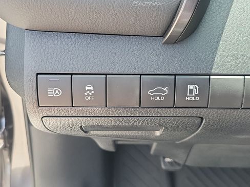 Used 2024 Toyota Camry SE FWD image 30