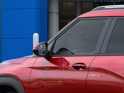 New 2026 Chevrolet TrailBlazer LT w/ Convenience Package image 12