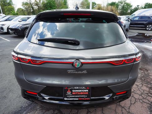 Used 2024 Alfa Romeo Tonale Ti AWD/4WD image 5