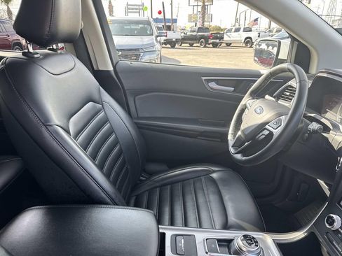 Used 2024 Ford Edge SEL image 10