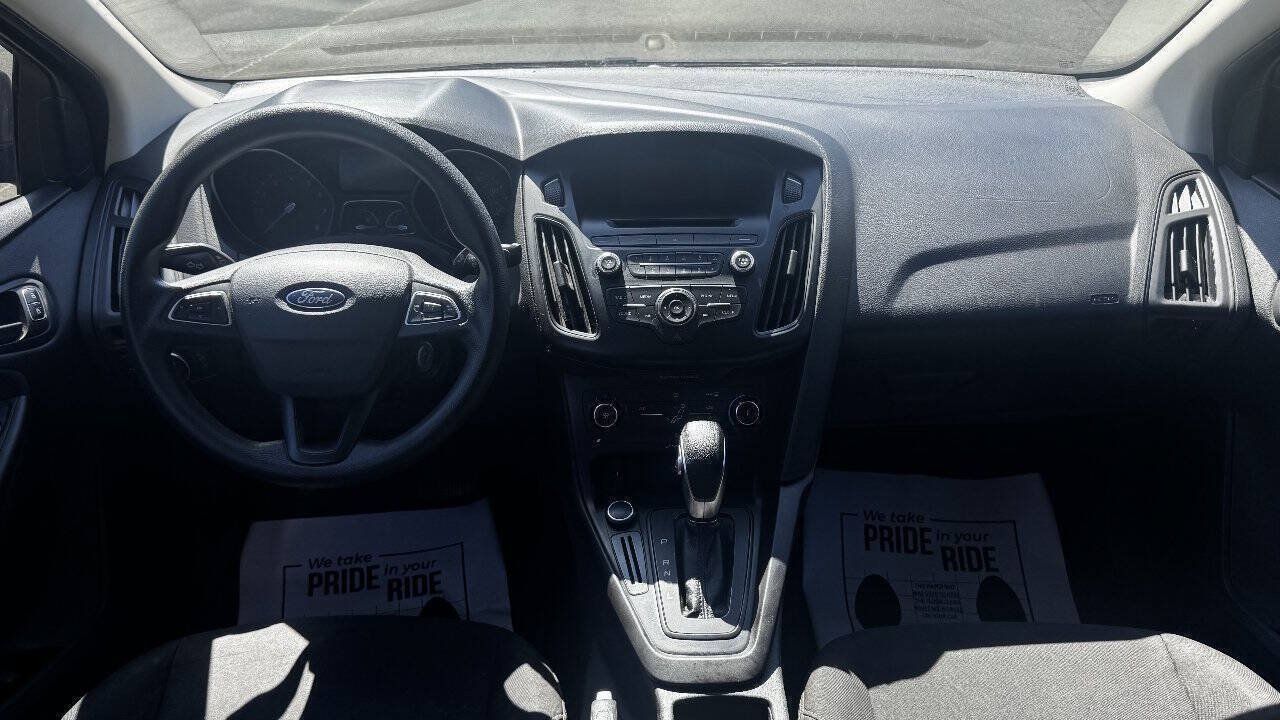 Used 2017 Ford Focus S FWD image 11