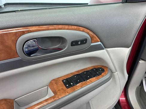 Used 2012 Buick Enclave Leather AWD/4WD image 10