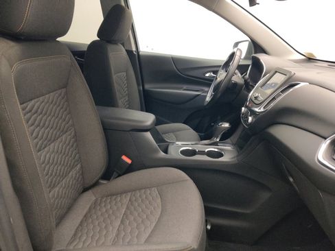 Used 2020 Chevrolet Equinox LT FWD image 21