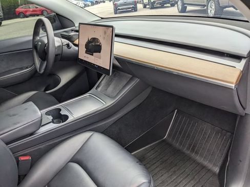 Used 2022 Tesla Model Y Performance AWD/4WD image 17