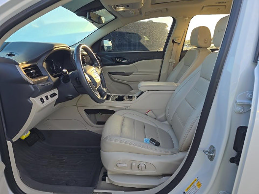 Used 2021 GMC Acadia Denali w/ Denali Technology Package FWD image 13