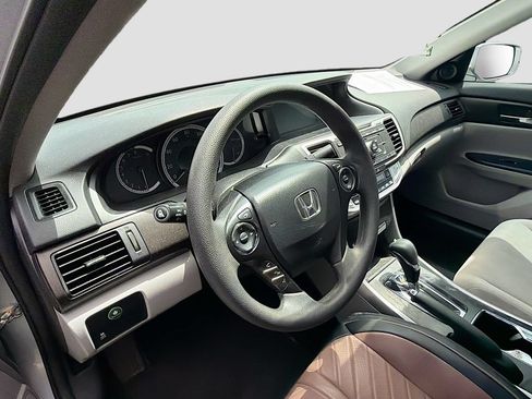 Used 2014 Honda Accord EX image 11
