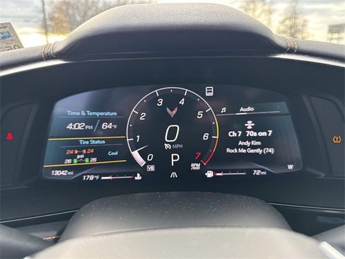 Used 2022 Chevrolet Corvette Stingray 2D Coupe w/ Z51 Performance Package image 31