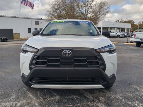 Used 2026 Toyota Corolla Cross L image 9