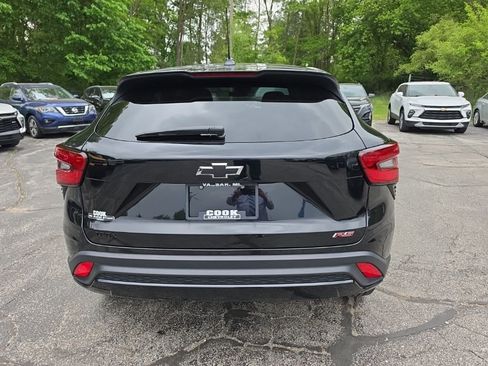 Certified 2024 Chevrolet Trax RS FWD image 6