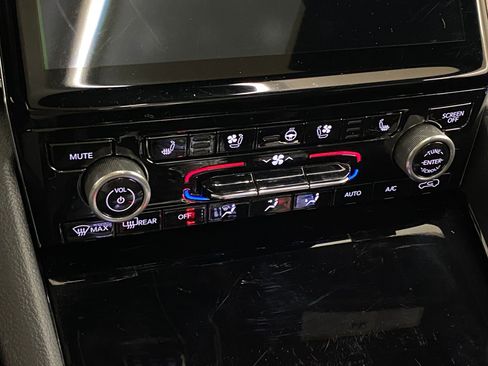 Used 2022 Jeep Grand Cherokee Summit image 27