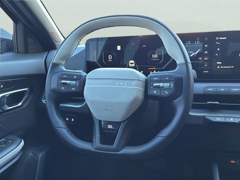 New 2025 Kia K4 GT-Line Turbo w/ GT-Line Sunroof Package FWD image 19