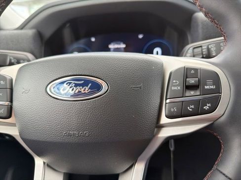 New 2026 Ford Explorer Active w/ Active Comfort Package AWD/4WD image 23