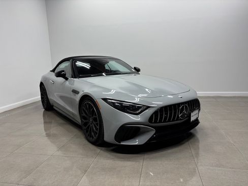 Used 2023 Mercedes-Benz SL 55 AMG 4MATIC image 4