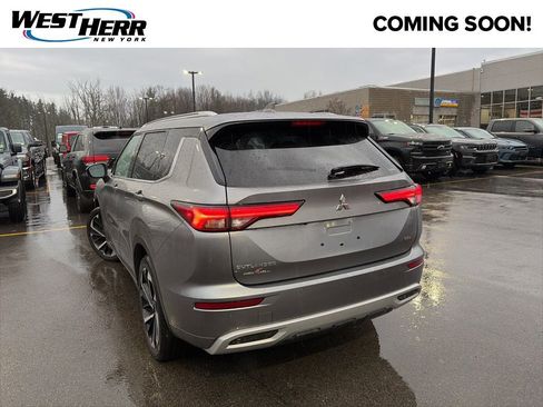 Used 2022 Mitsubishi Outlander SEL AWD/4WD image 3
