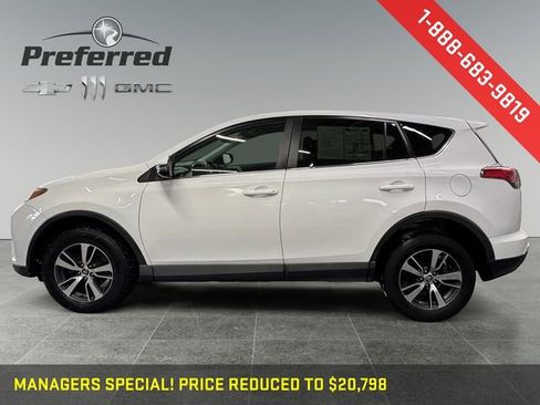 Used 2018 Toyota RAV4 XLE image 10