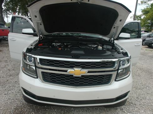 Used 2016 Chevrolet Suburban LT w/ Luxury Package RWD image 44