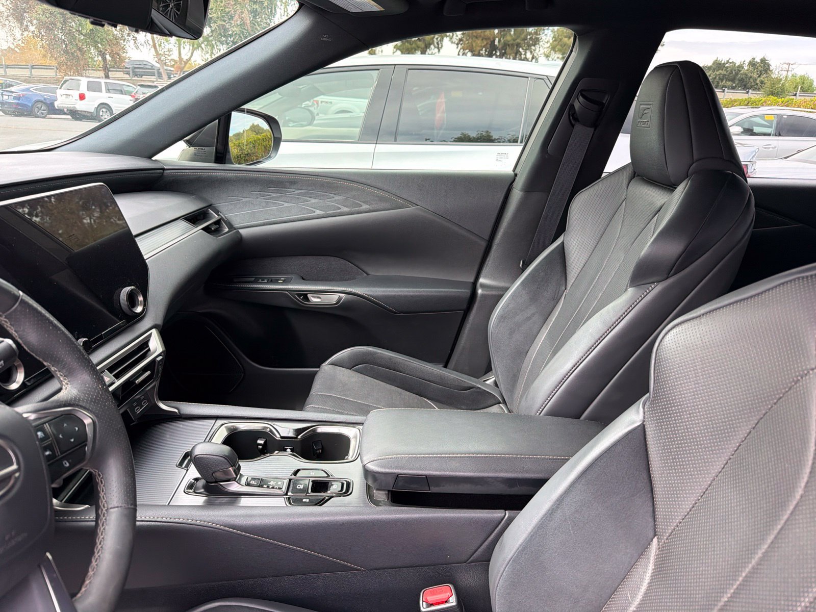 Used 2023 Lexus RX 500h F Sport AWD/4WD image 7