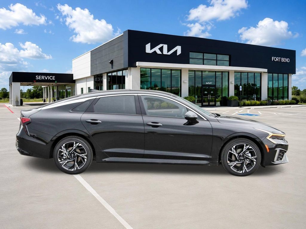 New 2026 Kia K5 GT-Line FWD image 4