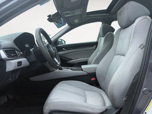 Used 2020 Honda Accord EX image 2