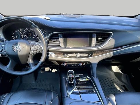 Used 2020 Buick Enclave Avenir w/ Avenir Technology Package FWD image 15