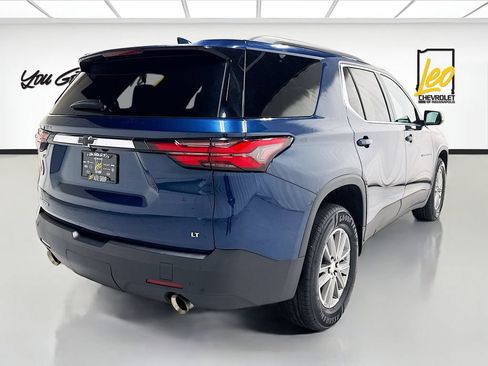 Used 2023 Chevrolet Traverse LT FWD image 6