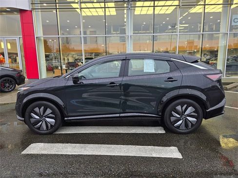 Used 2024 Nissan Ariya FWD image 11