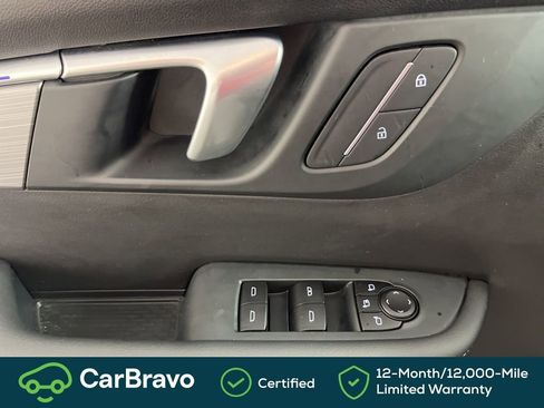 Certified 2025 Buick Enclave Preferred AWD/4WD image 25