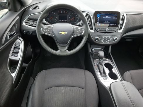 Certified 2024 Chevrolet Malibu LT image 11