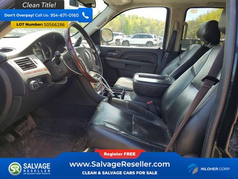 Used 2013 Cadillac Escalade Premium AWD/4WD image 9