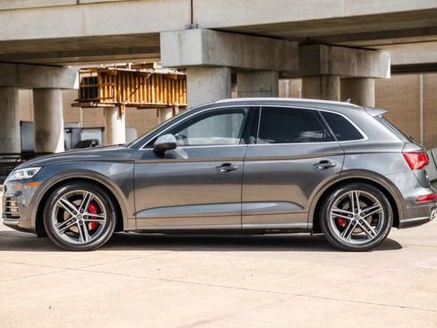 Used 2019 Audi SQ5 Premium Plus w/ Premium Plus Package image 40