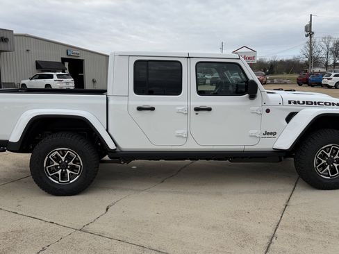 New 2026 Jeep Gladiator Rubicon image 11