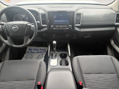 Used 2024 Nissan Frontier SV w/ SV Convenience Package AWD/4WD image 10