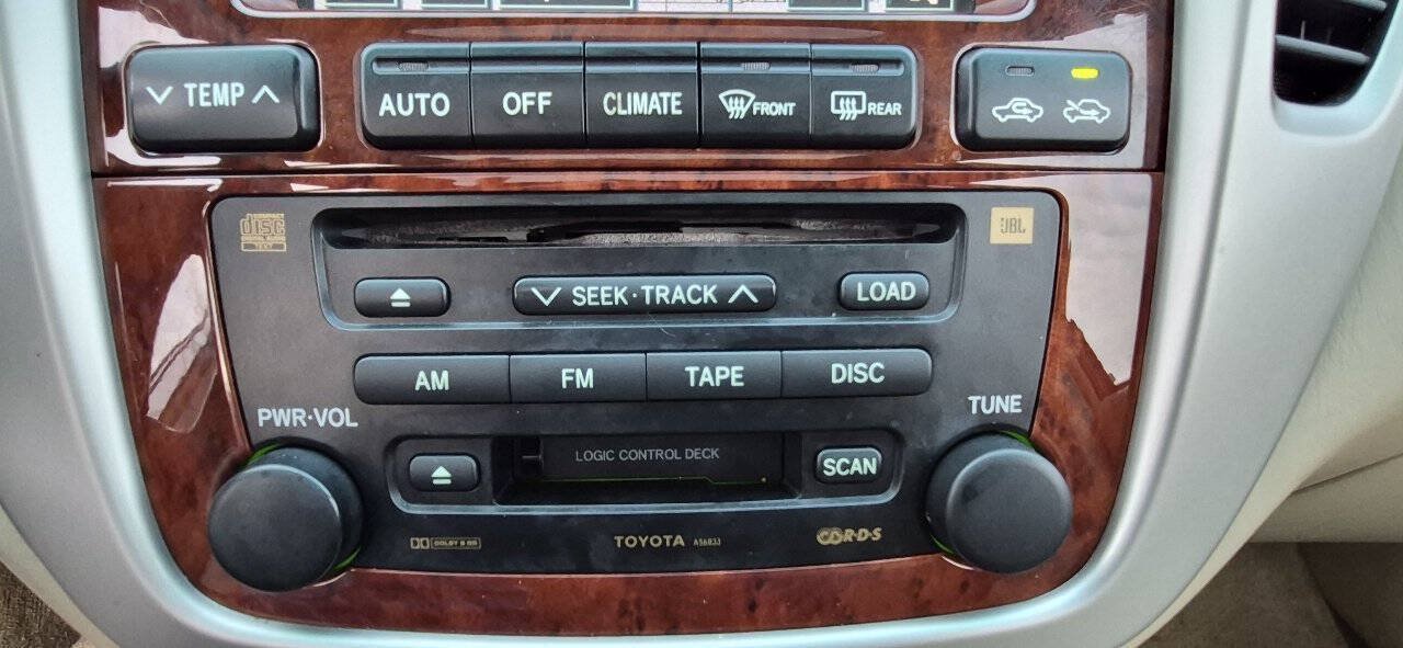 Used 2007 Toyota Highlander Limited w/ Extra Value Pkg #7 AWD/4WD image 21