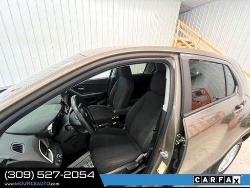 Used 2021 Chevrolet Trax LS w/ Tint and Cruise Package AWD/4WD image 17