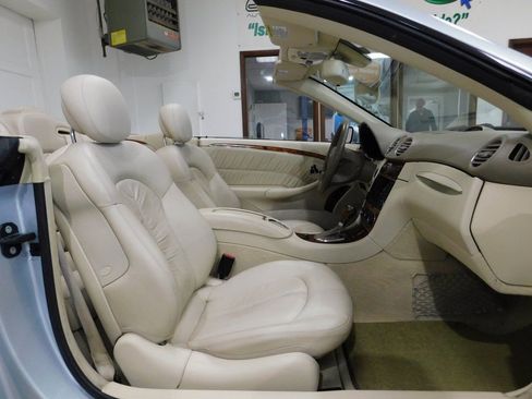 Used 2007 Mercedes-Benz CLK 350 Cabriolet image 79