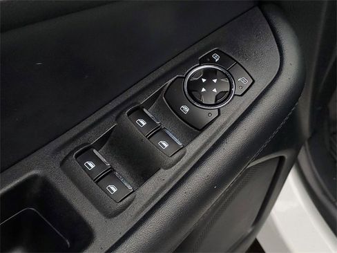 Certified 2022 Ford Edge SEL w/ Convenience Package image 9