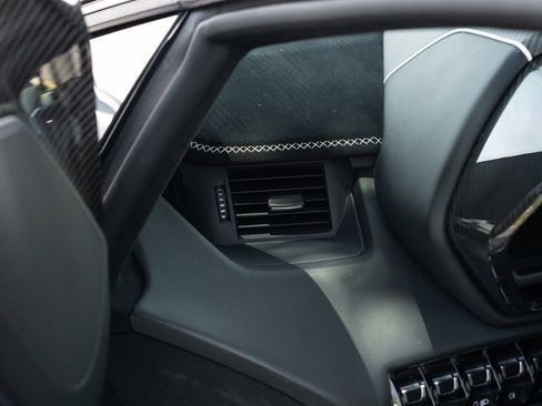 Used 2020 Lamborghini Aventador SVJ AWD/4WD image 58