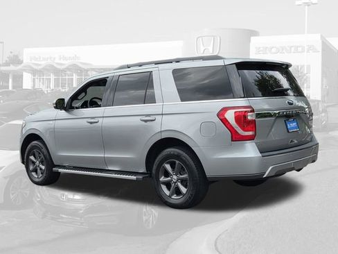 Used 2021 Ford Expedition XLT AWD/4WD image 3