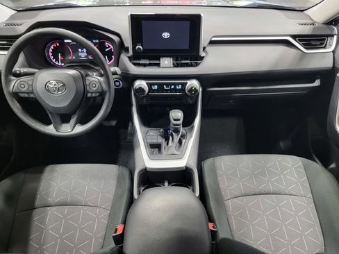 Used 2023 Toyota RAV4 XLE AWD/4WD image 17