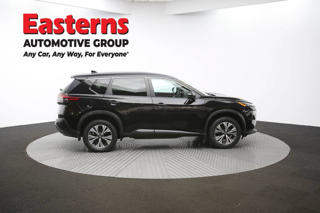 Used 2022 Nissan Rogue SV AWD/4WD image 38