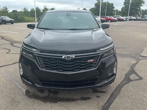 Used 2024 Chevrolet Equinox RS w/ LPO, Floor Liner Package AWD/4WD image 8