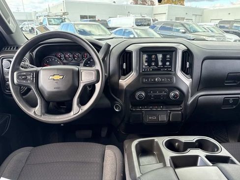 Used 2022 Chevrolet Silverado 1500 Custom image 21